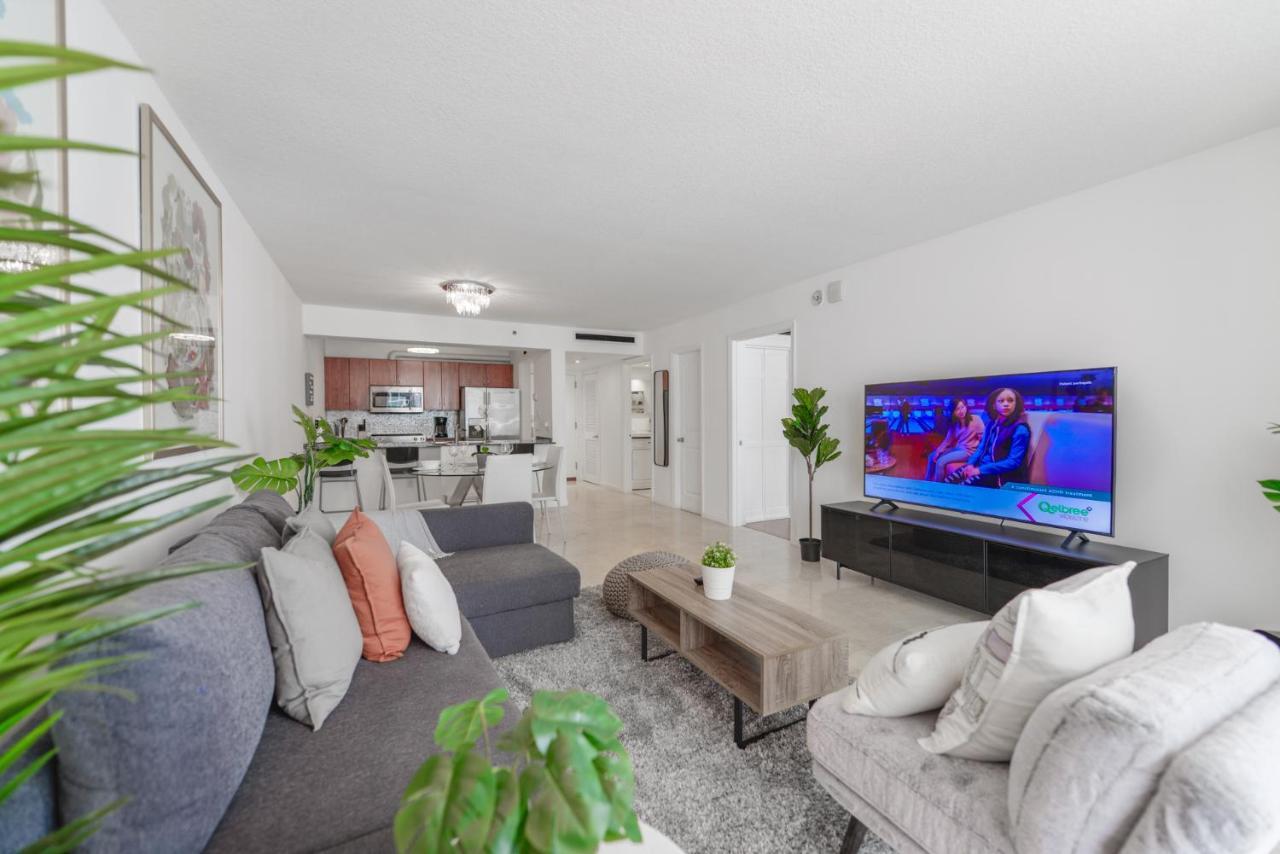 Wonderful Condo In Brickell With Pool And Gym Miami Exteriör bild